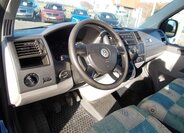 Volkswagen Transporter 22