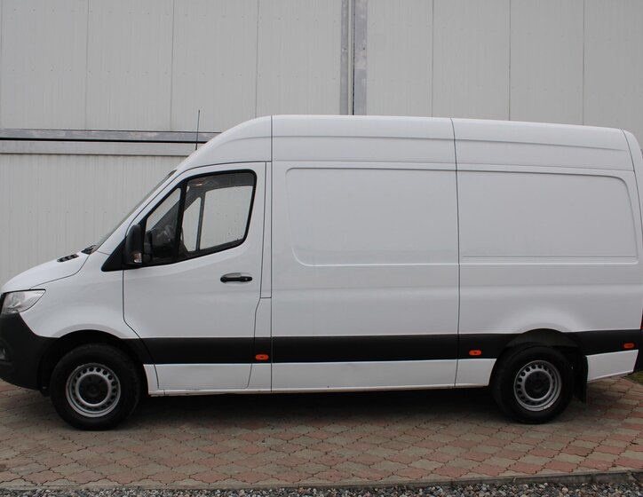 Mercedes-Benz Sprinter 6
