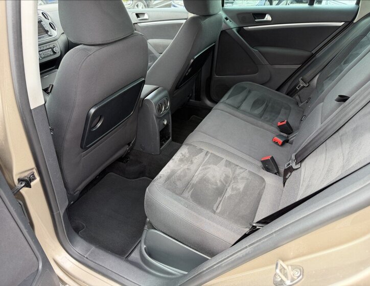 Volkswagen Tiguan SUV / Terénní 2,0 l 81 kw