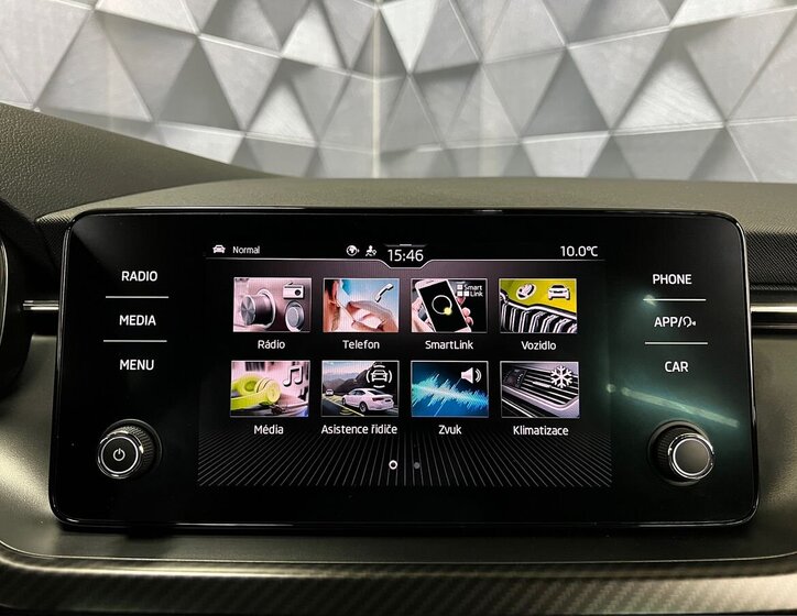 Škoda Kamiq SUV / Terénní 1,5 l 110 kw