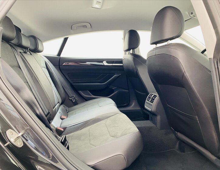 Volkswagen Arteon Liftback 2,0 l 140 kw