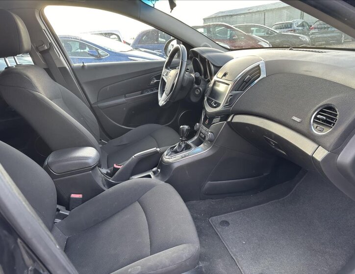 Chevrolet Cruze Kombi 1,7 l 96 kw