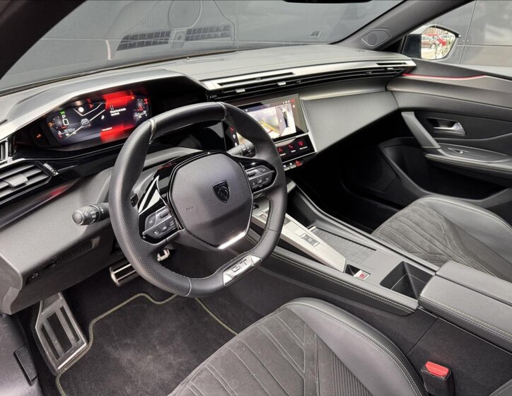 Peugeot 308 Kombi 1,2 l 96 kw