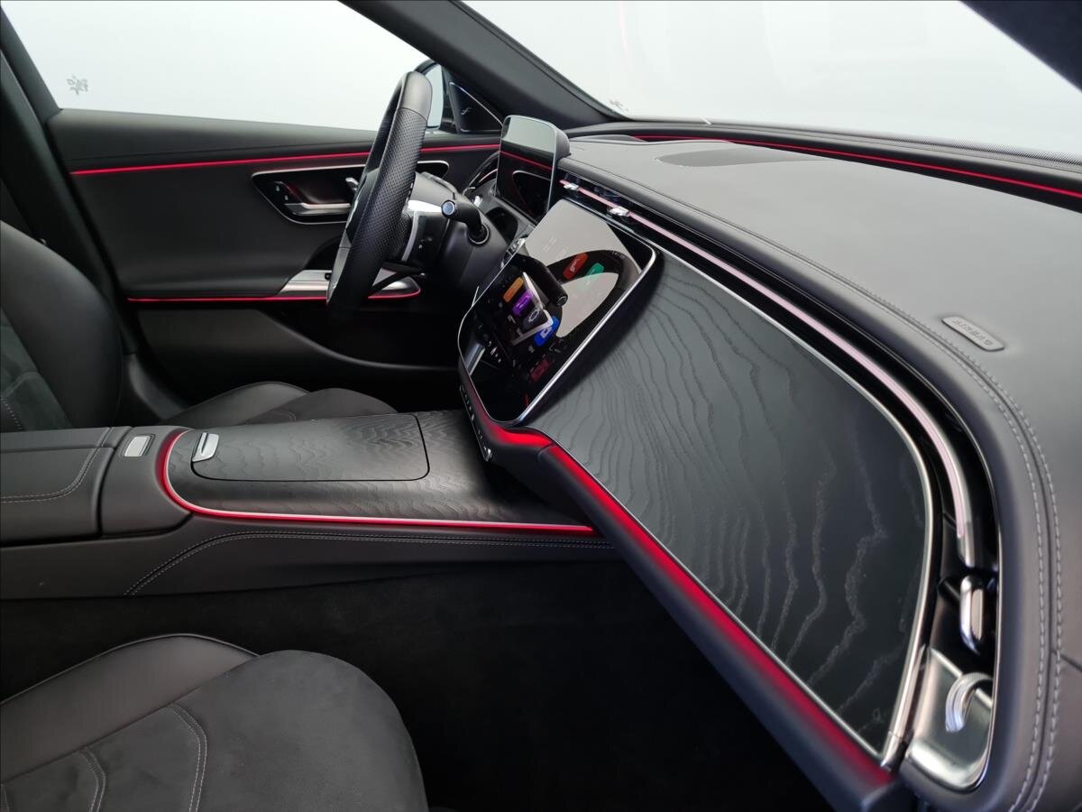 Mercedes-Benz Třídy E Kombi 2,0 l 145 kw