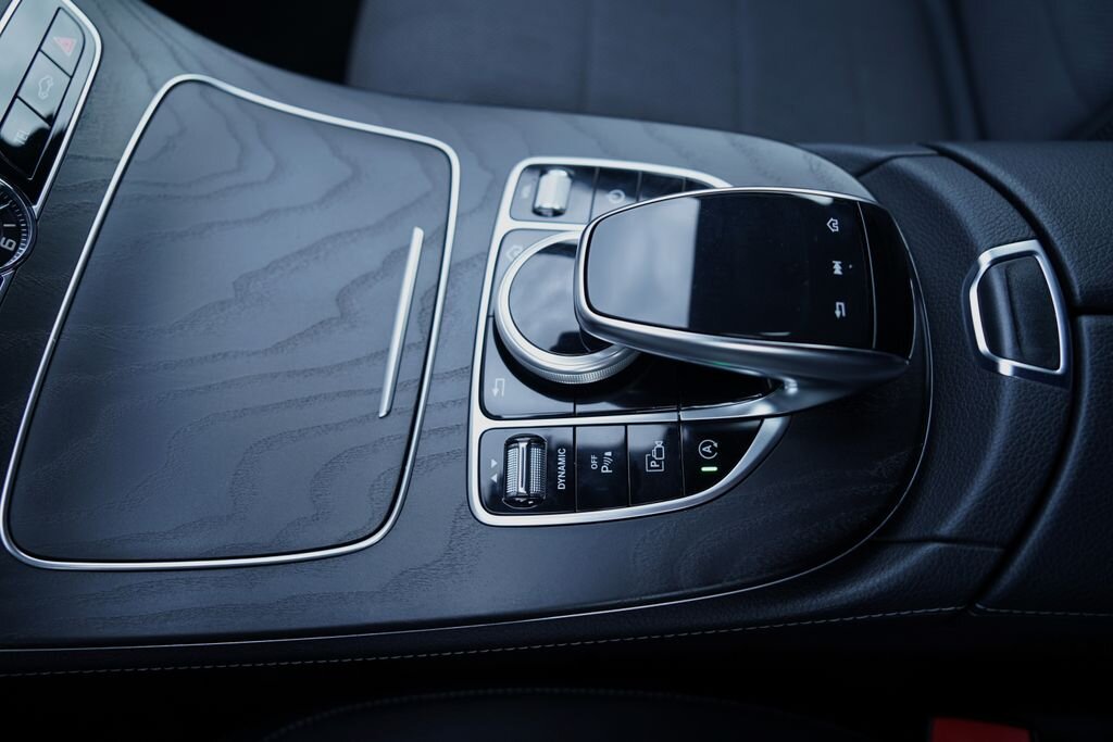 Mercedes-Benz Třídy E Sedan 2,0 l 143 kw