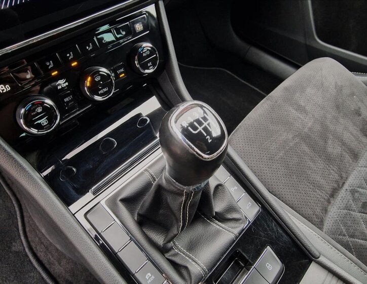 Škoda Superb Kombi 2,0 l 110 kw