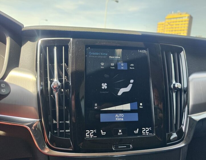 Volvo V90 Kombi 2,0 l 140 kw