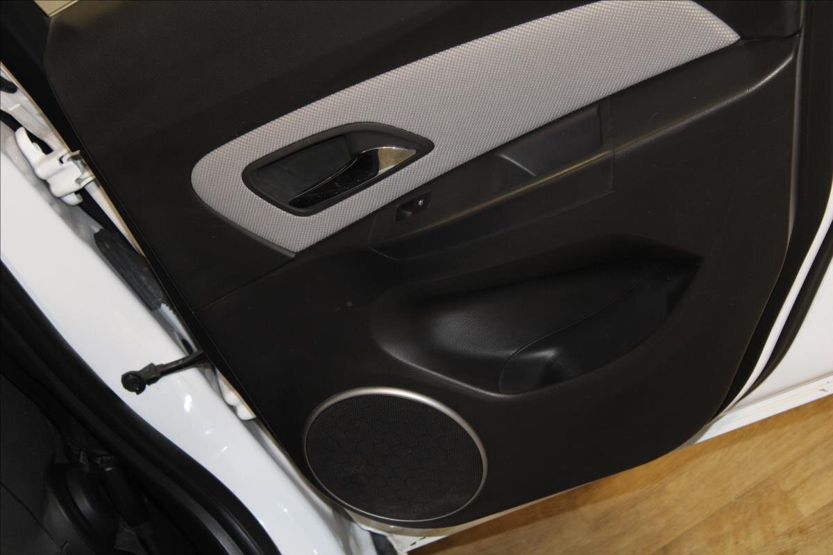 Chevrolet Cruze Sedan / Limuzína 2,0 l 120 kw