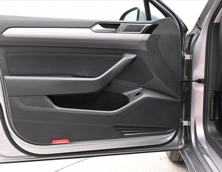 Volkswagen Passat Kombi 2,0 l 110 kw