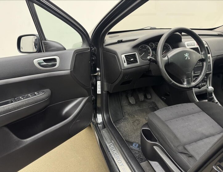 Peugeot 307 Kombi 2,0 l 79 kw