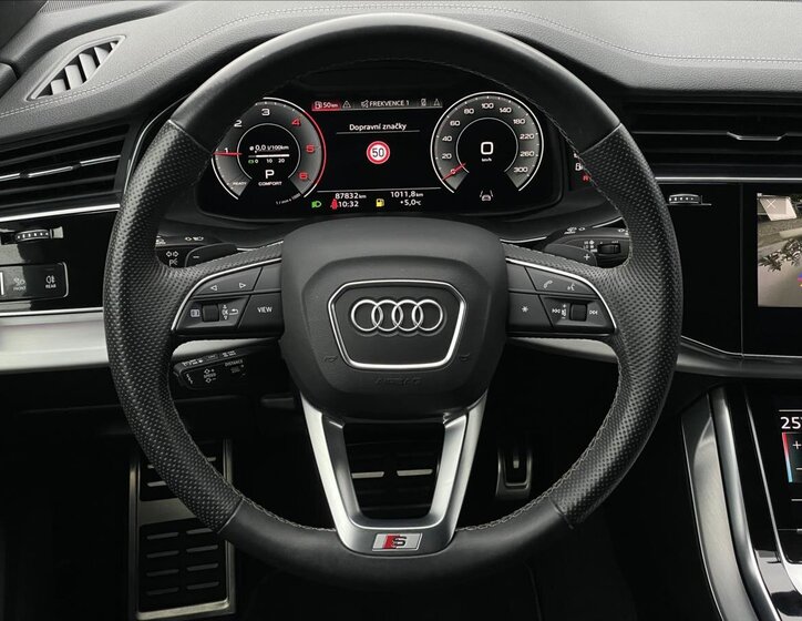 Audi Q7 SUV 3,0 l 210 kw