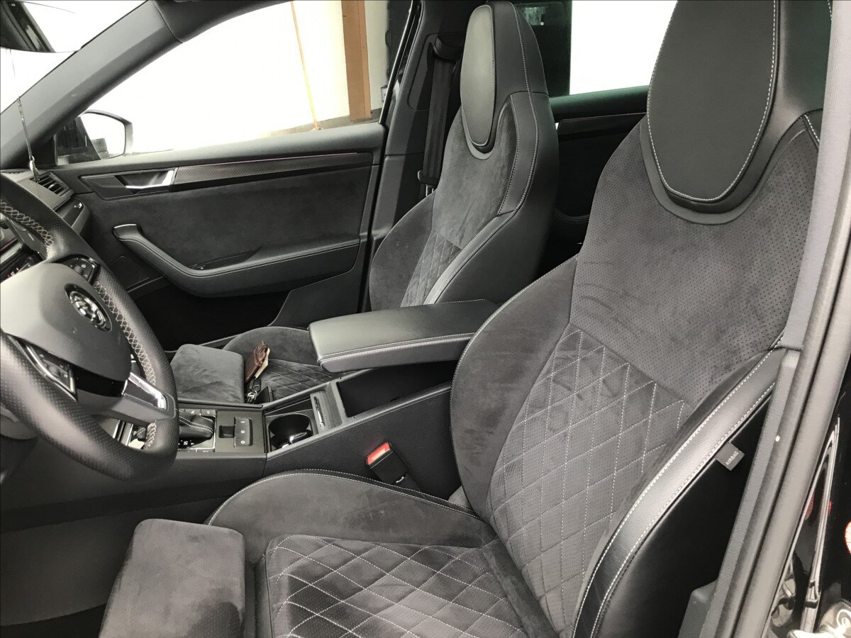 Škoda Superb Kombi 2,0 l 200 kw