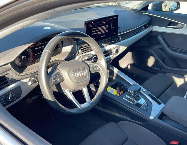 Audi A4 Kombi 2,0 l 110 kw