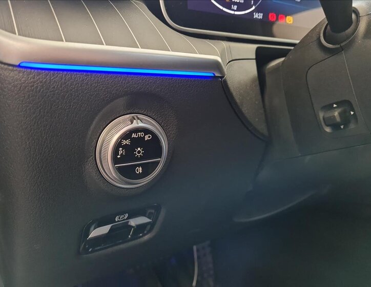 Mercedes-Benz Třídy C Sedan 2,0 l 147 kw