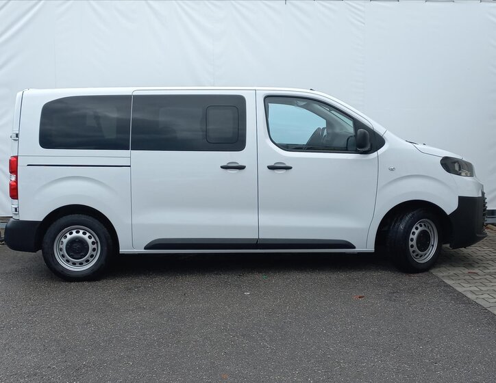 Toyota ProAce Verso 2