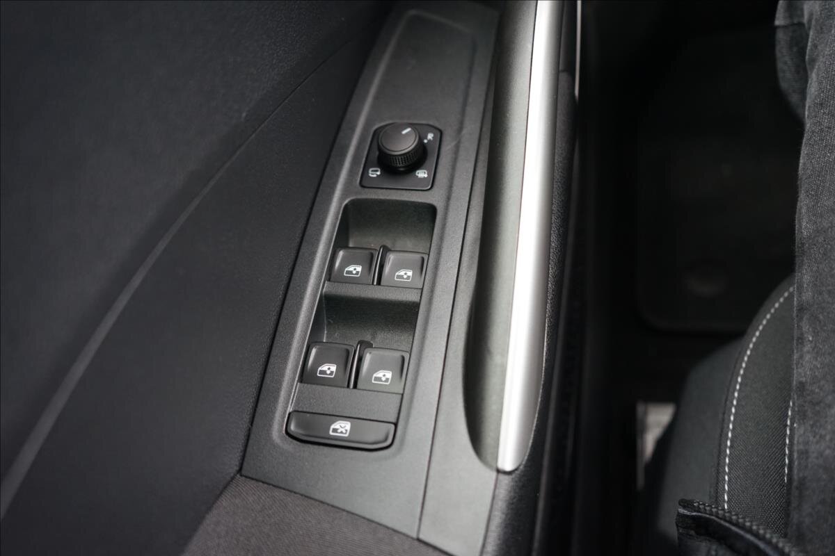 Škoda Fabia Hatchback 999,0 70 kw