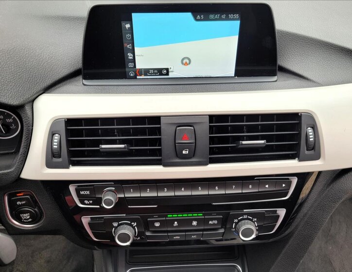 BMW Řada 3 Kombi 2,0 l 100 kw