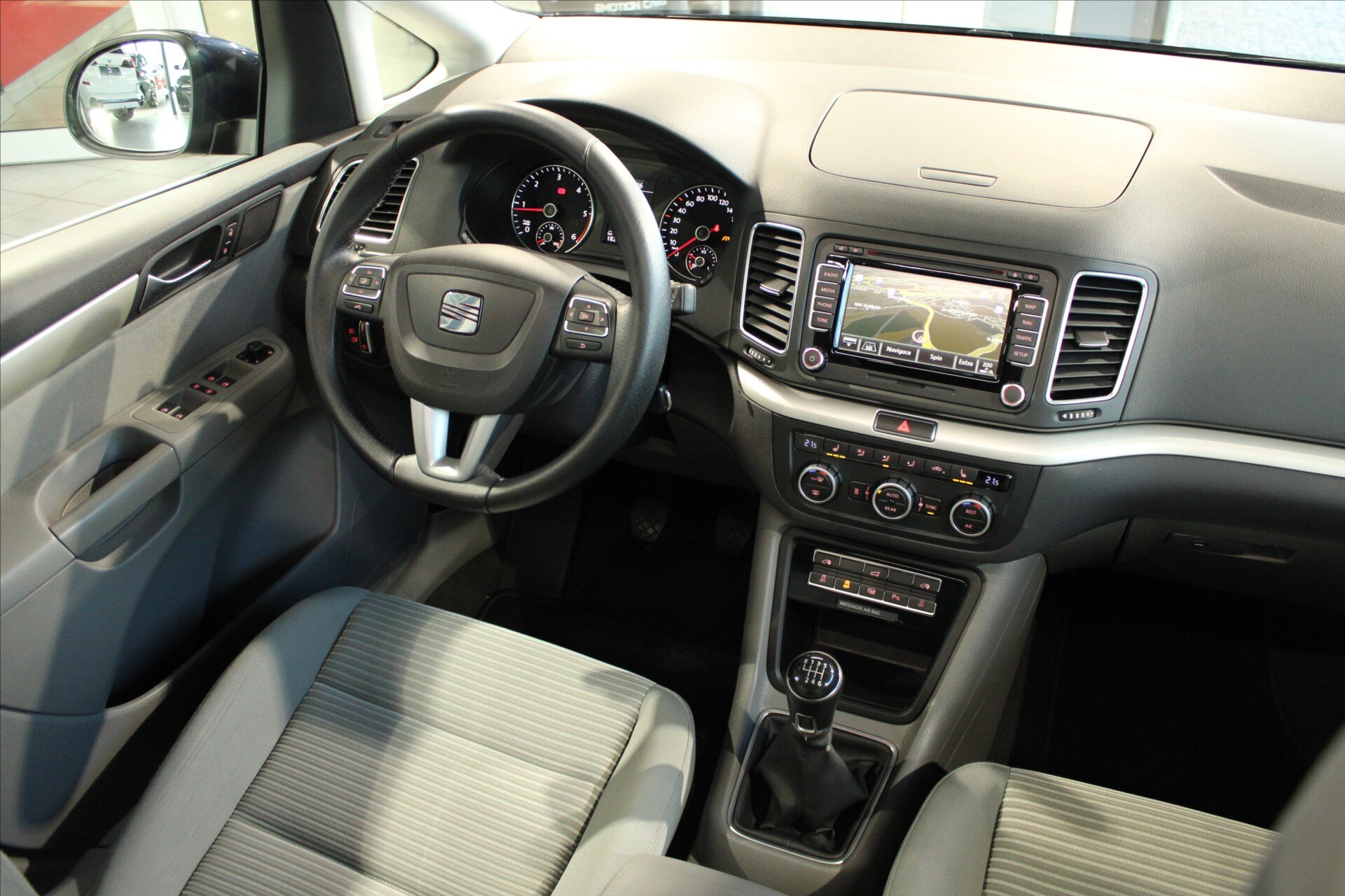 Seat Alhambra VAN-Minibus 2,0 l 130 kw