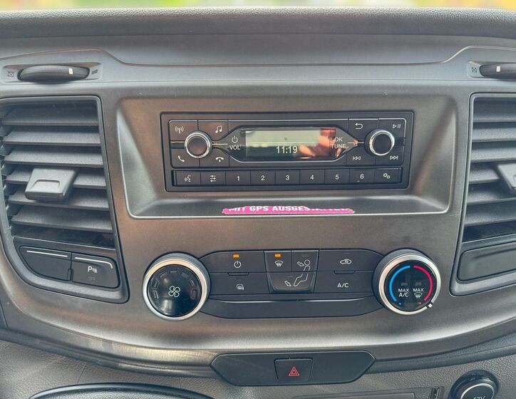 Ford Transit Custom 9