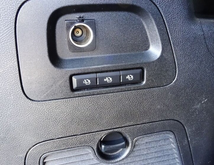 Ford S-MAX MPV 2,0 l 110 kw