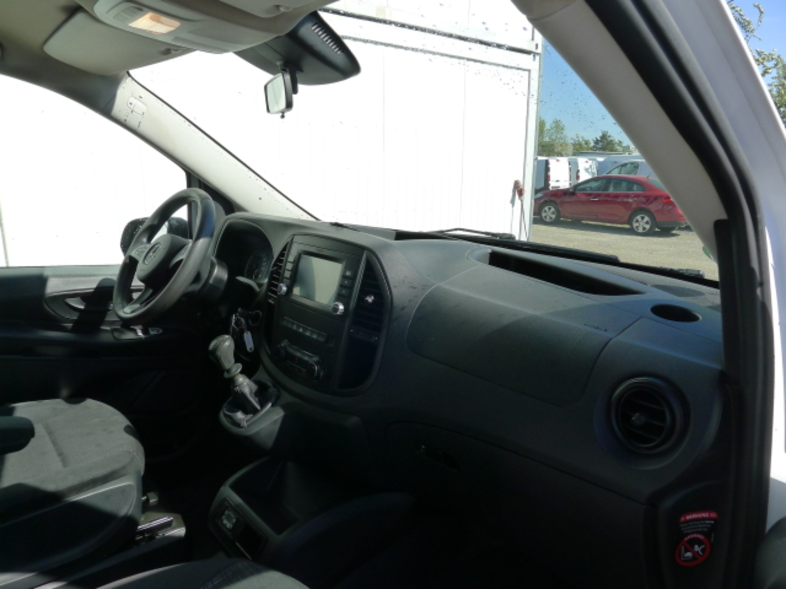 Mercedes-Benz Vito 10