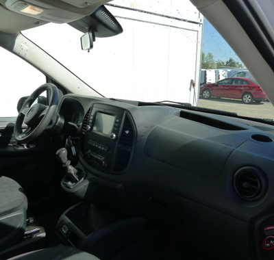 Mercedes-Benz Vito 10