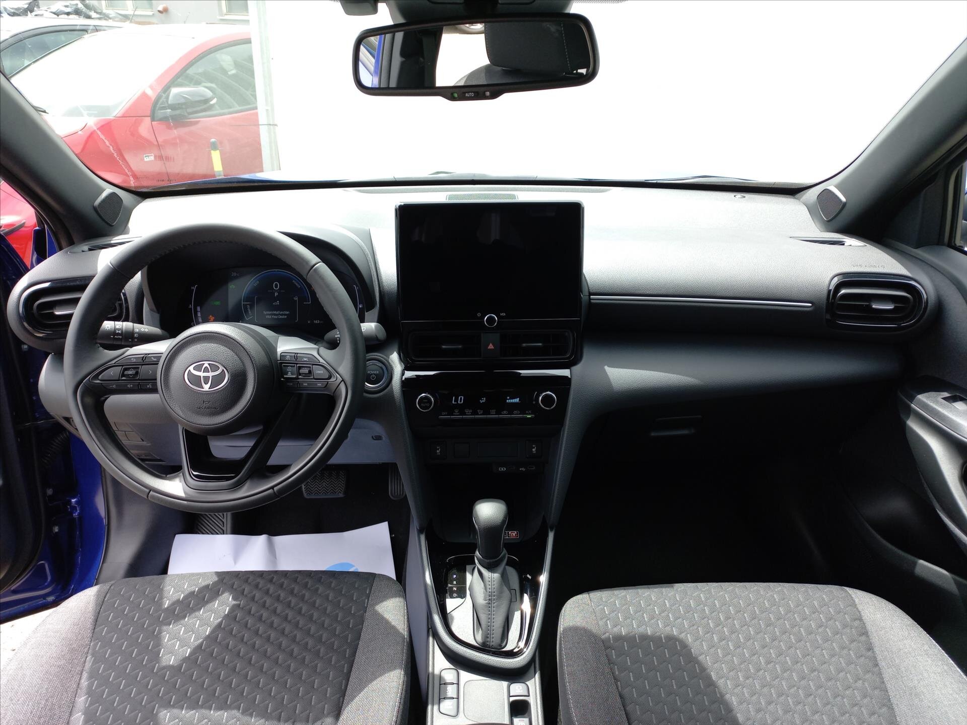 Toyota Yaris Cross CUV 1,5 l 68 kw