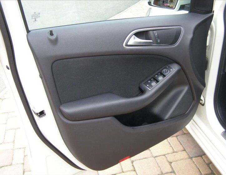 Mercedes-Benz Třídy B 14