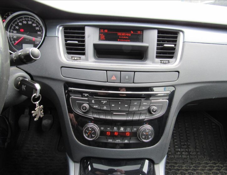 Peugeot 508 Kombi 2,0 l 103 kw