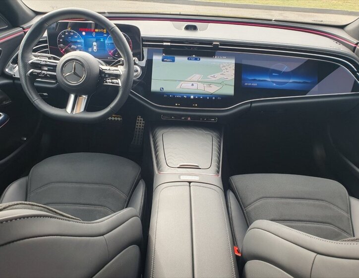 Mercedes-Benz Třídy E Sedan / Limuzína 2,0 l 145 kw