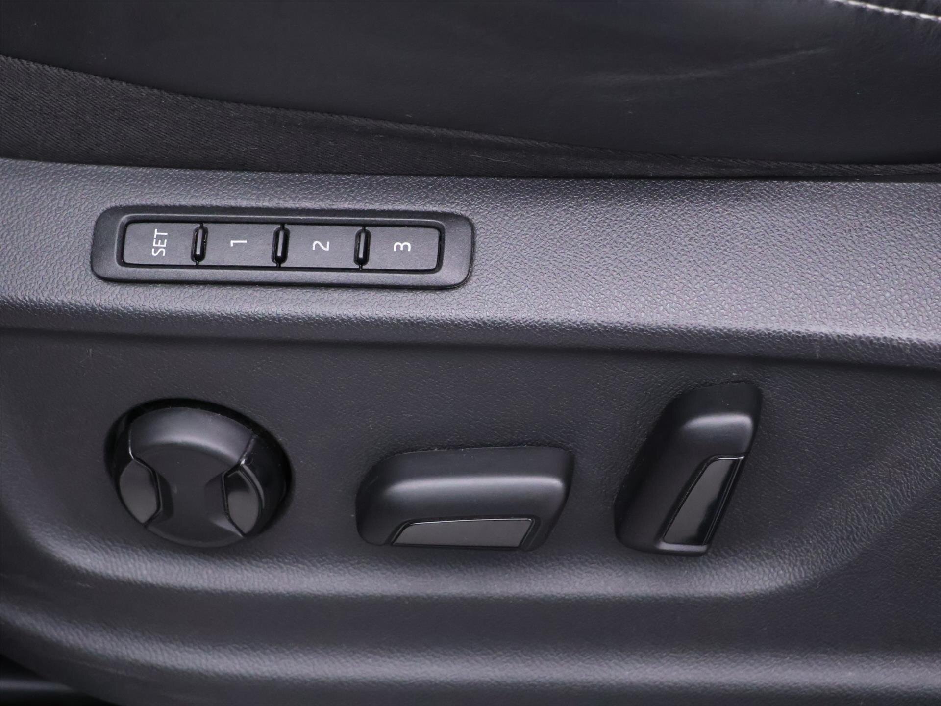 Škoda Kodiaq SUV / Terénní 2,0 l 140 kw