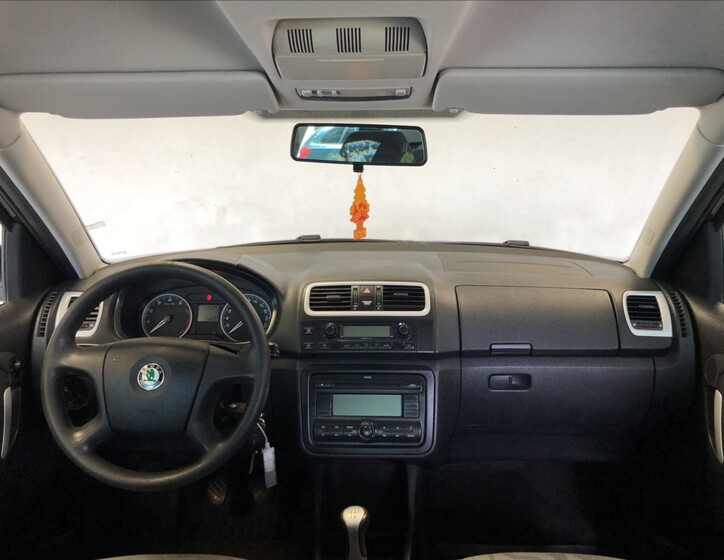 Škoda Roomster 14