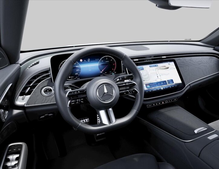 Mercedes-Benz Třídy E Sedan / Limuzína 3,0 l 270 kw