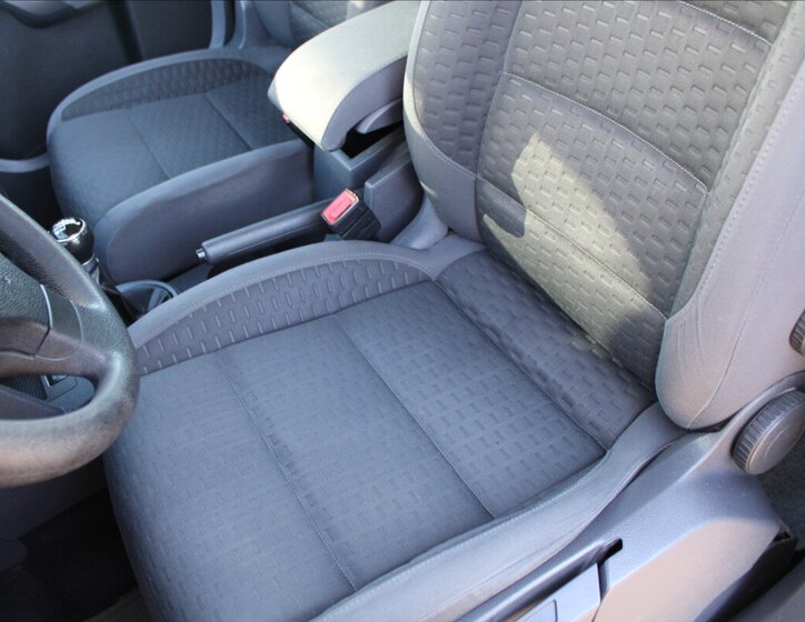 Volkswagen Touran MPV 1,9 l 77 kw