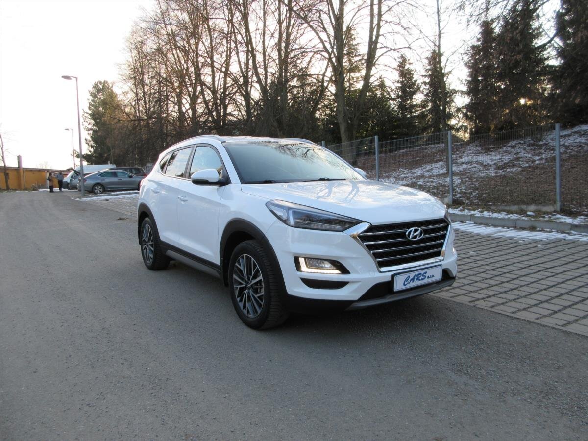 Hyundai Tucson SUV 1,6 l 100 kw