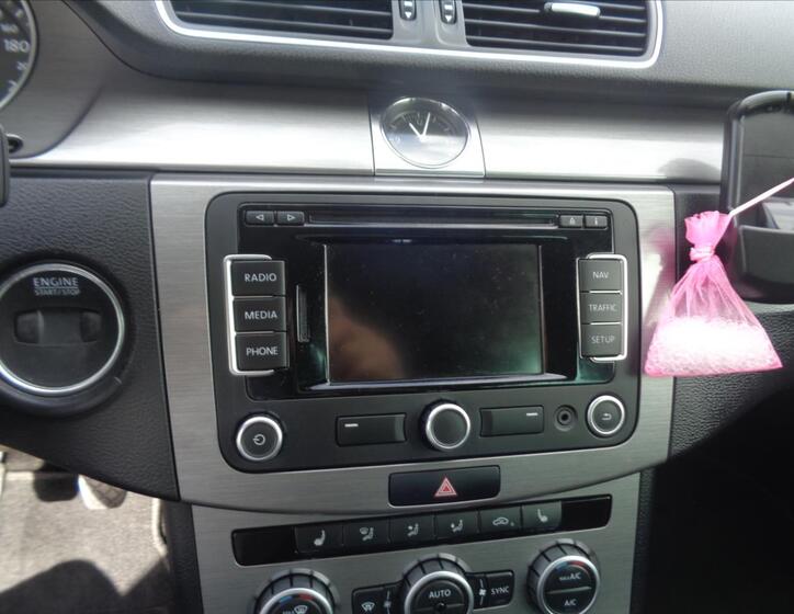 Volkswagen Passat 13