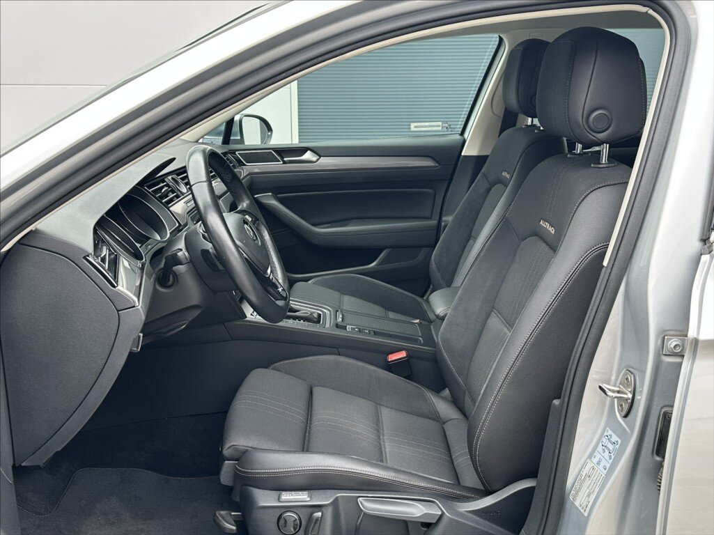 Volkswagen Passat Kombi 2,0 l 140 kw