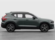 Volvo XC40 8