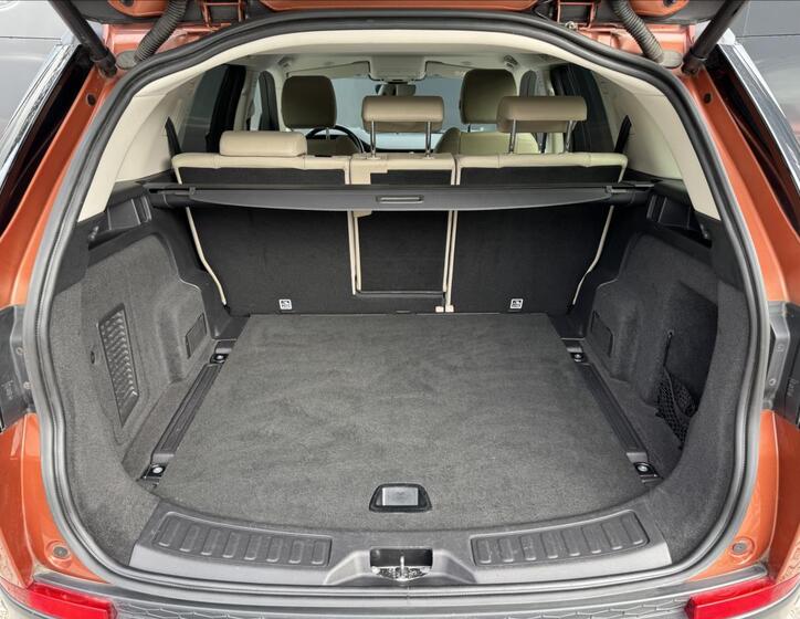 Land Rover Discovery Sport 13