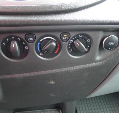 Ford Transit 13