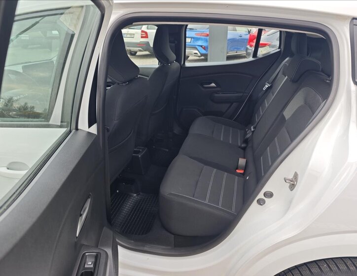 Dacia Sandero Hatchback 999,0 67 kw