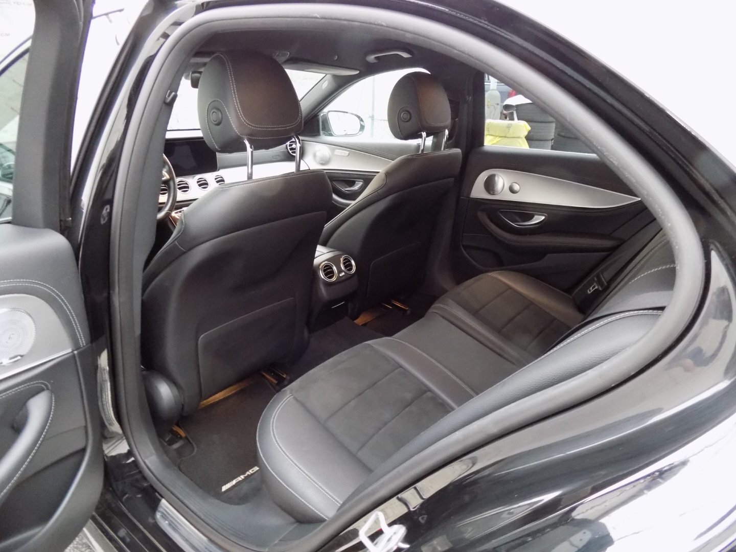 Mercedes-Benz Třídy E Sedan 3,0 l 190 kw