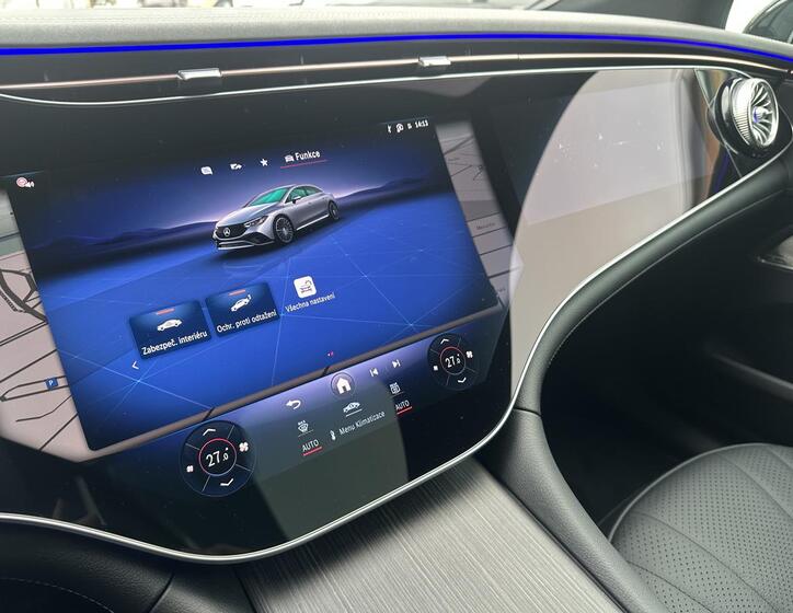 Mercedes-Benz EQE 18