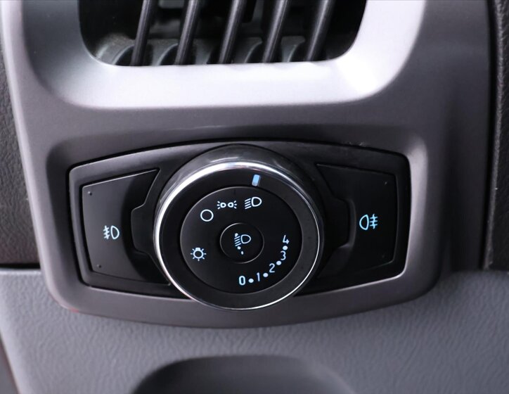 Ford Transit Custom Kombi 2,0 l 96 kw