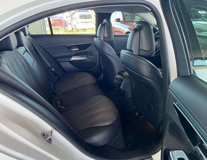 Mercedes-Benz Třídy E 13