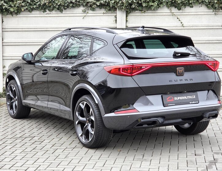 Cupra Formentor SUV / Terénní 1,5 l 110 kw