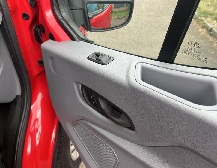Ford Transit 47