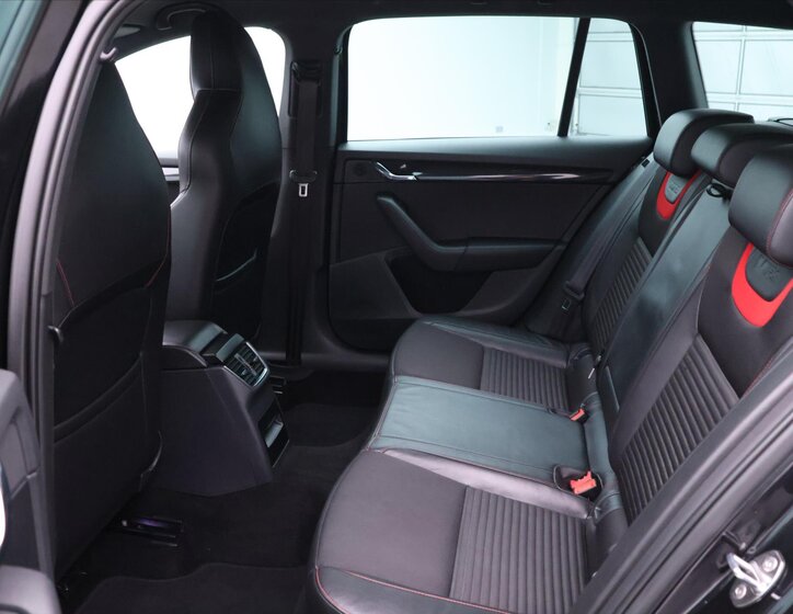 Škoda Octavia Kombi 2,0 l 162 kw