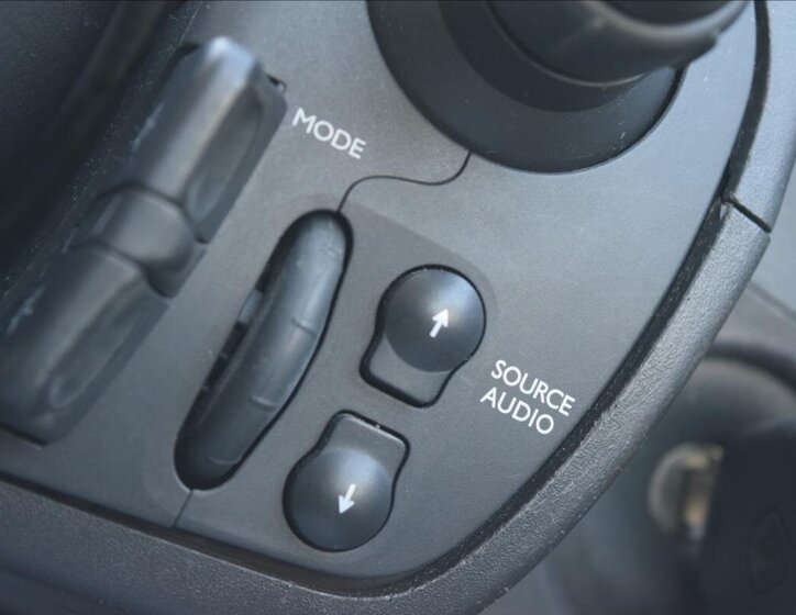 Renault Clio Kombi 1,1 l 74 kw