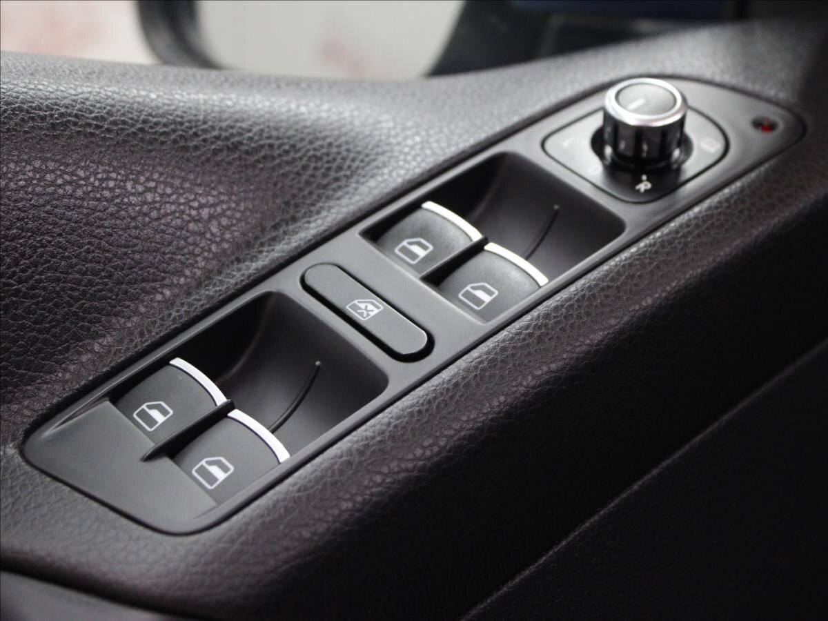 Volkswagen Tiguan Kombi 2,0 l 103 kw